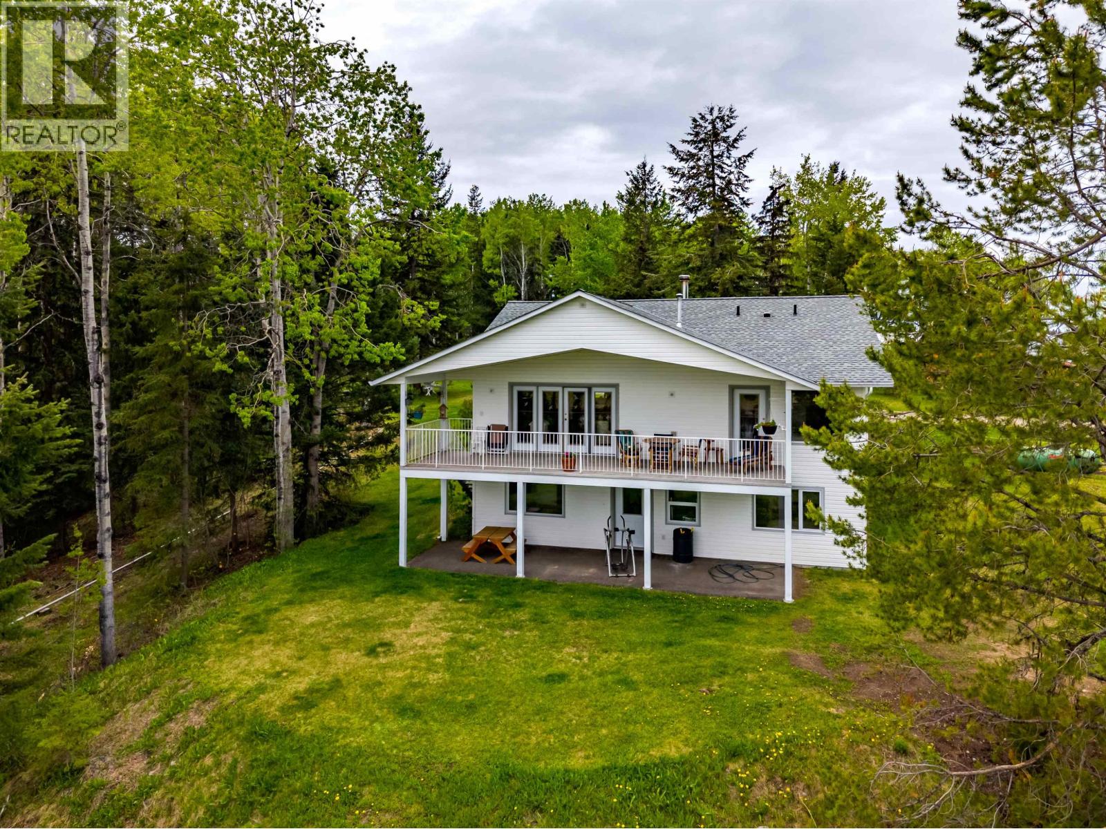 7497 LITTLE FORT 24 HIGHWAY, Bridge Lake