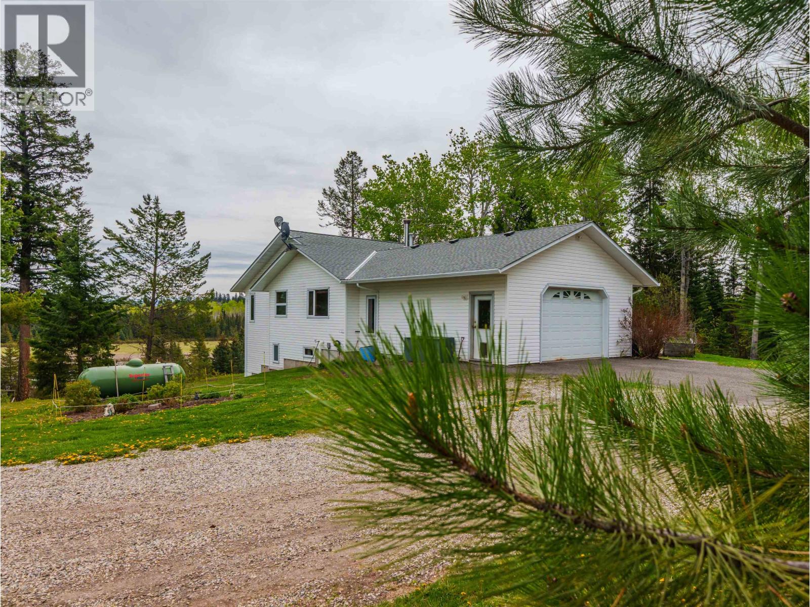 7497 LITTLE FORT 24 HIGHWAY - 7