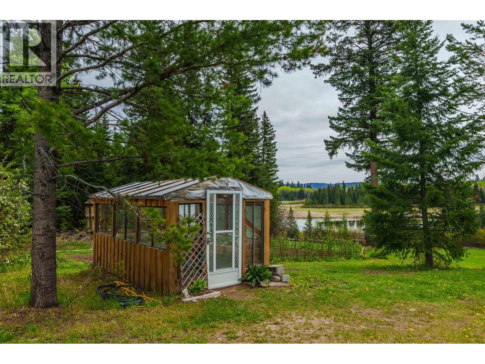 7497 LITTLE FORT 24 HIGHWAY, Bridge Lake
