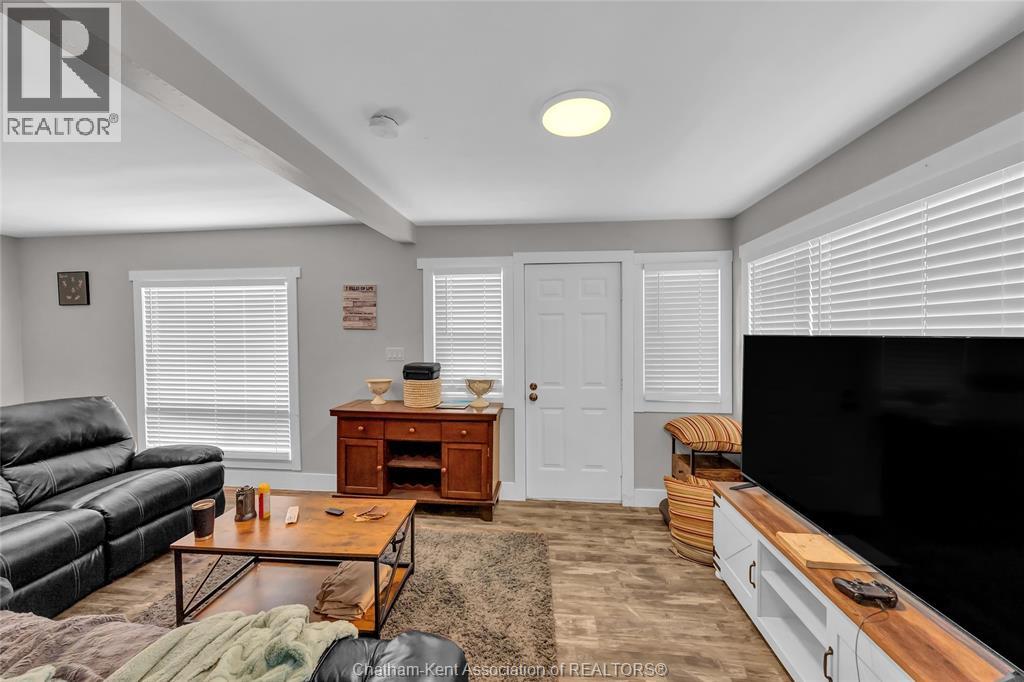 133 Woods STREET - Image 23