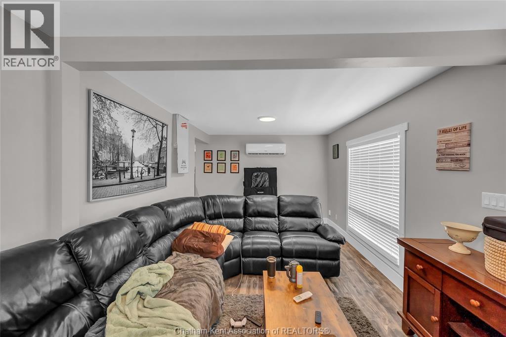 133 Woods STREET - Image 24