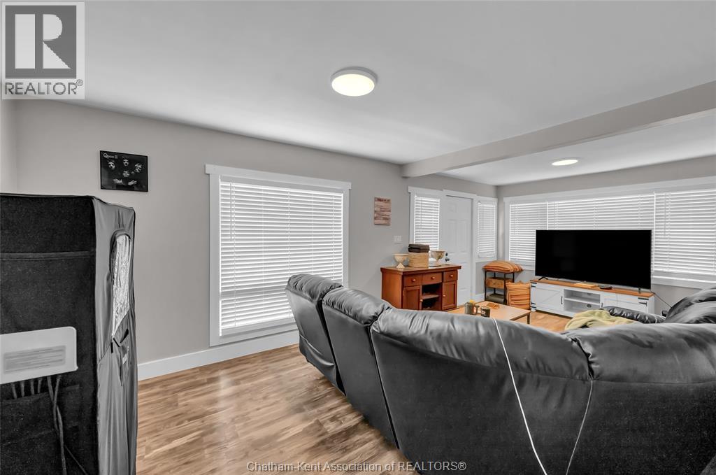 133 Woods STREET - Image 26