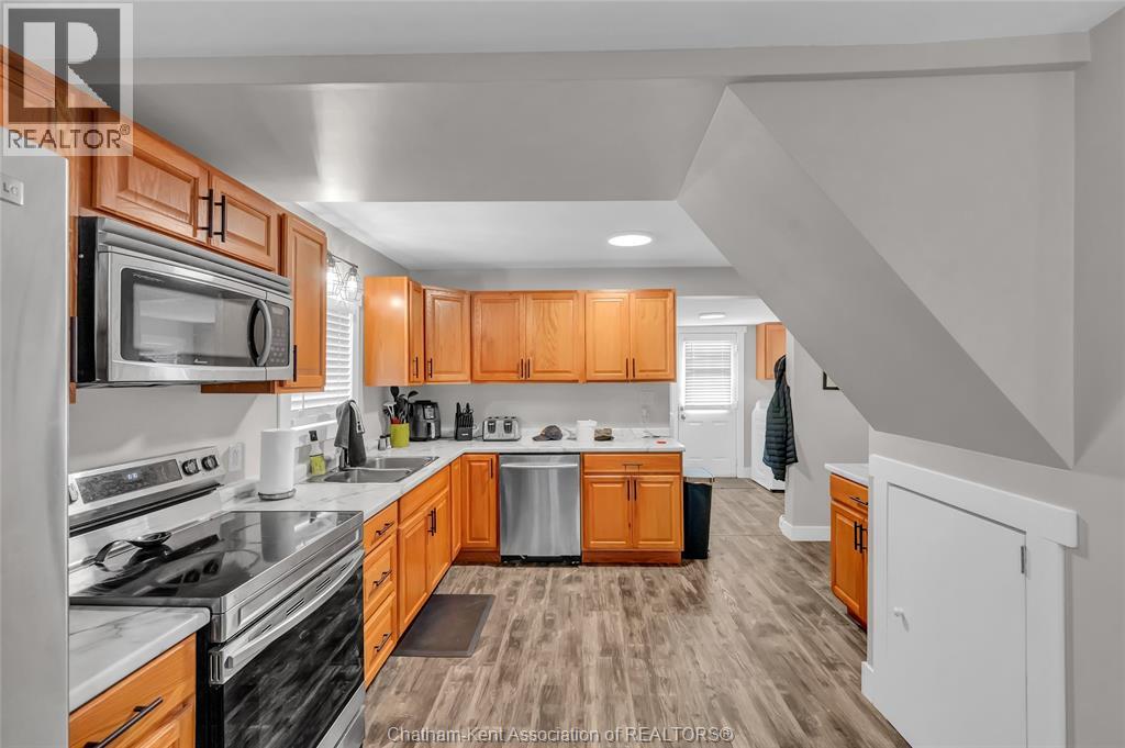 133 Woods STREET - Image 34