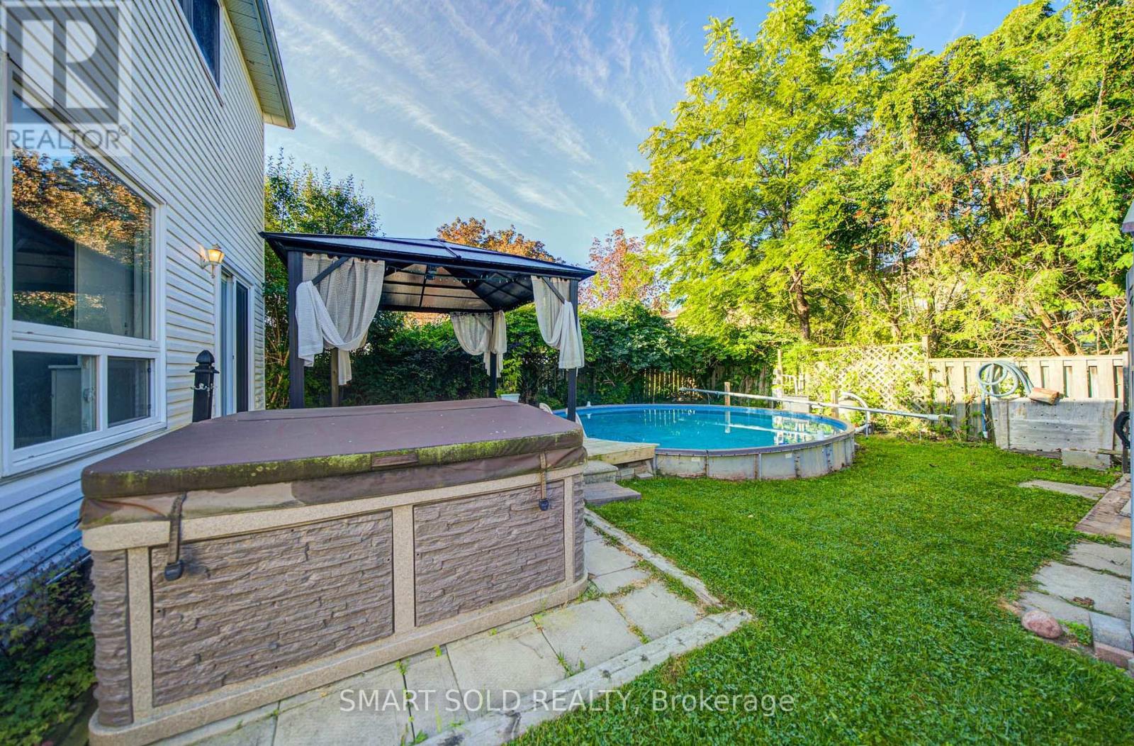 90 MOON DRIVE - Image 34