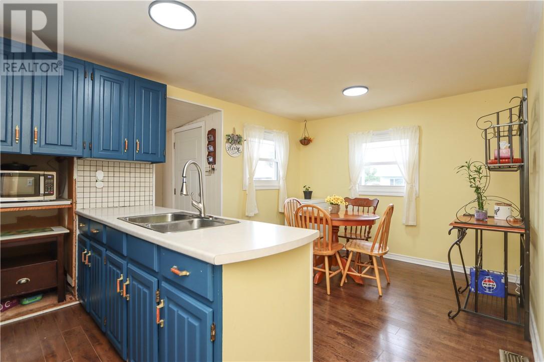 12 Oakwood Avenue - Image 6