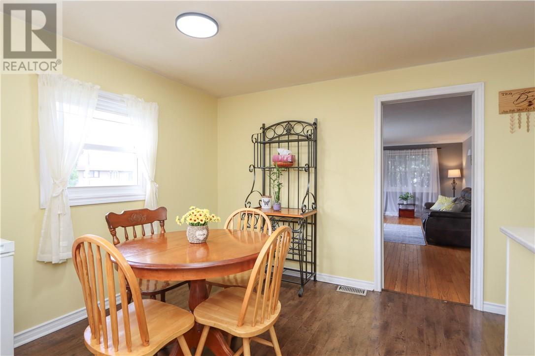 12 Oakwood Avenue - Image 8