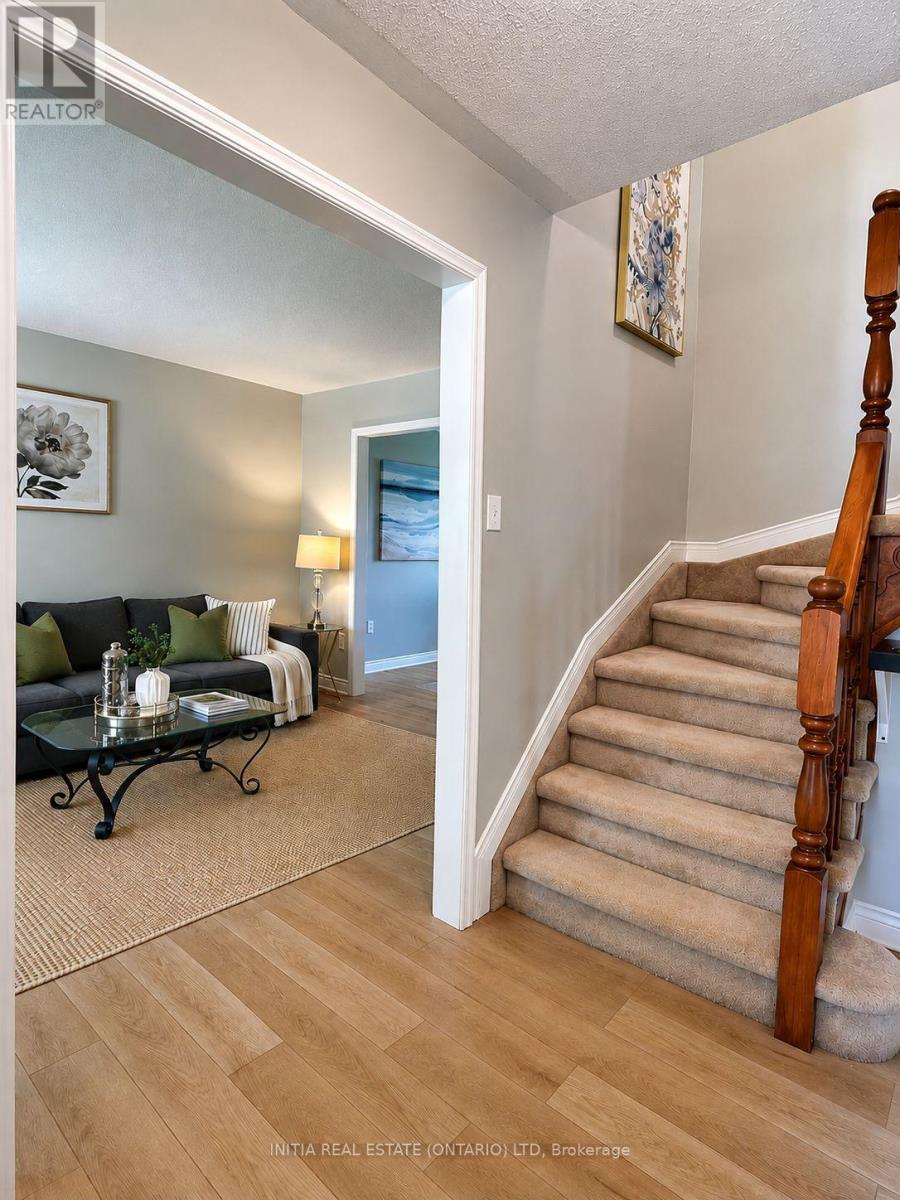 78 LAUREL STREET - 3