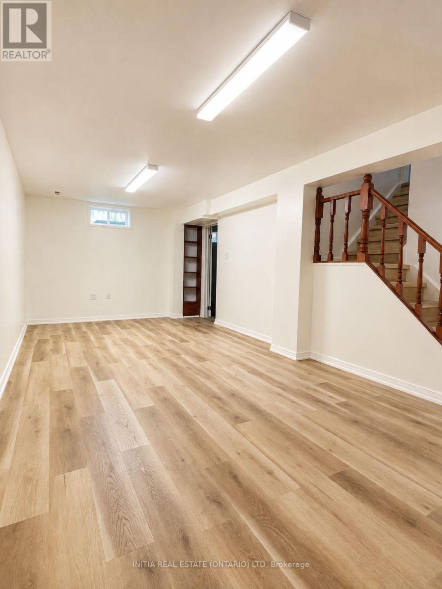 78 LAUREL STREET - Image 33