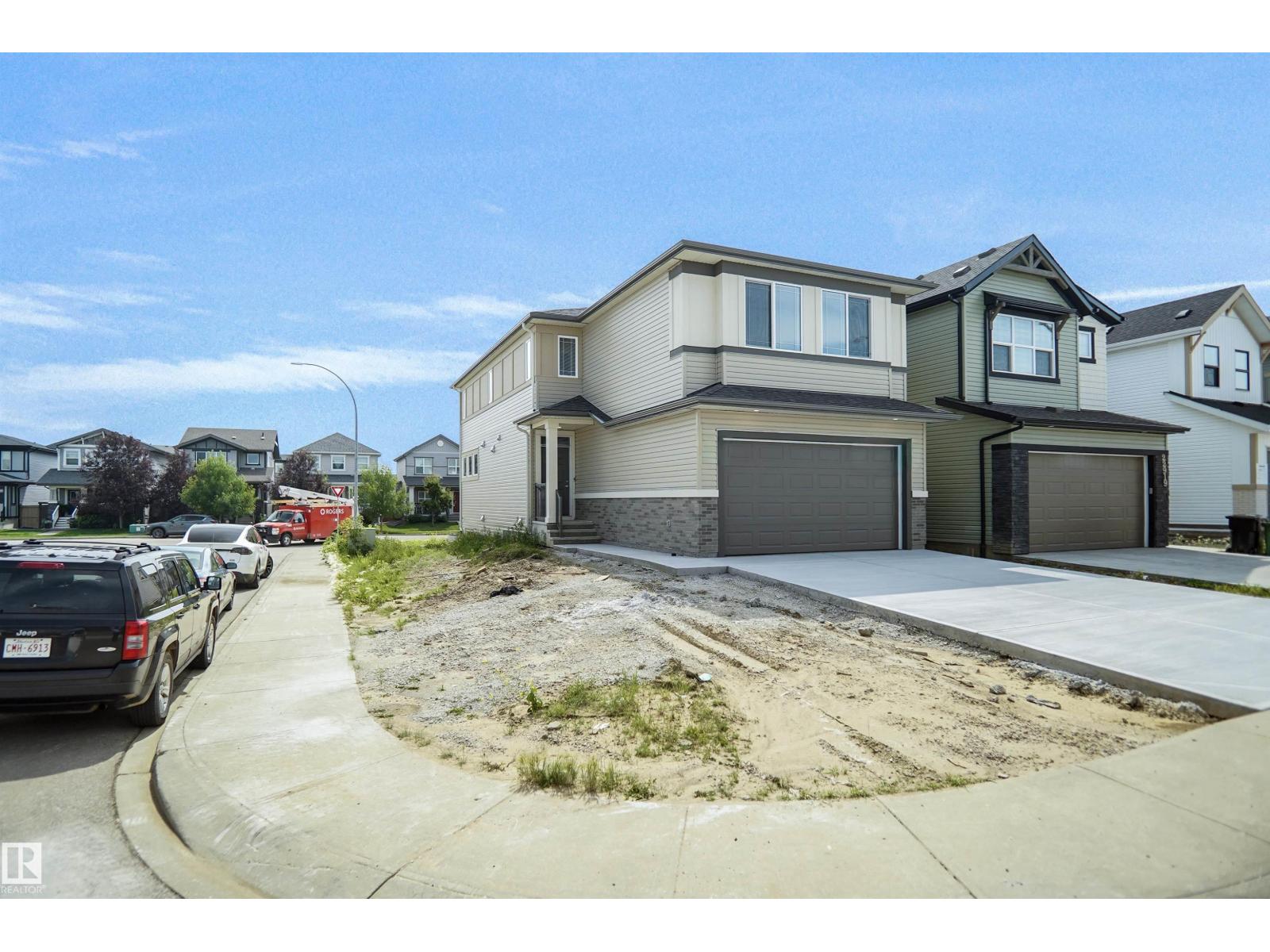 22915 95 Av NW photo 2 — MLS® E4505527