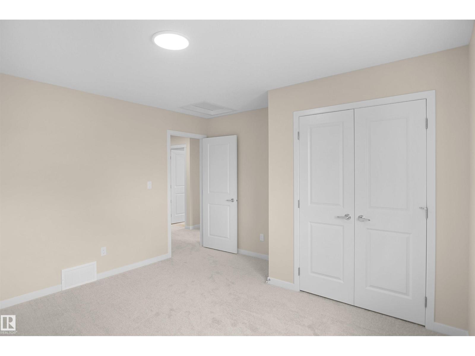 22915 95 AV NW - 33