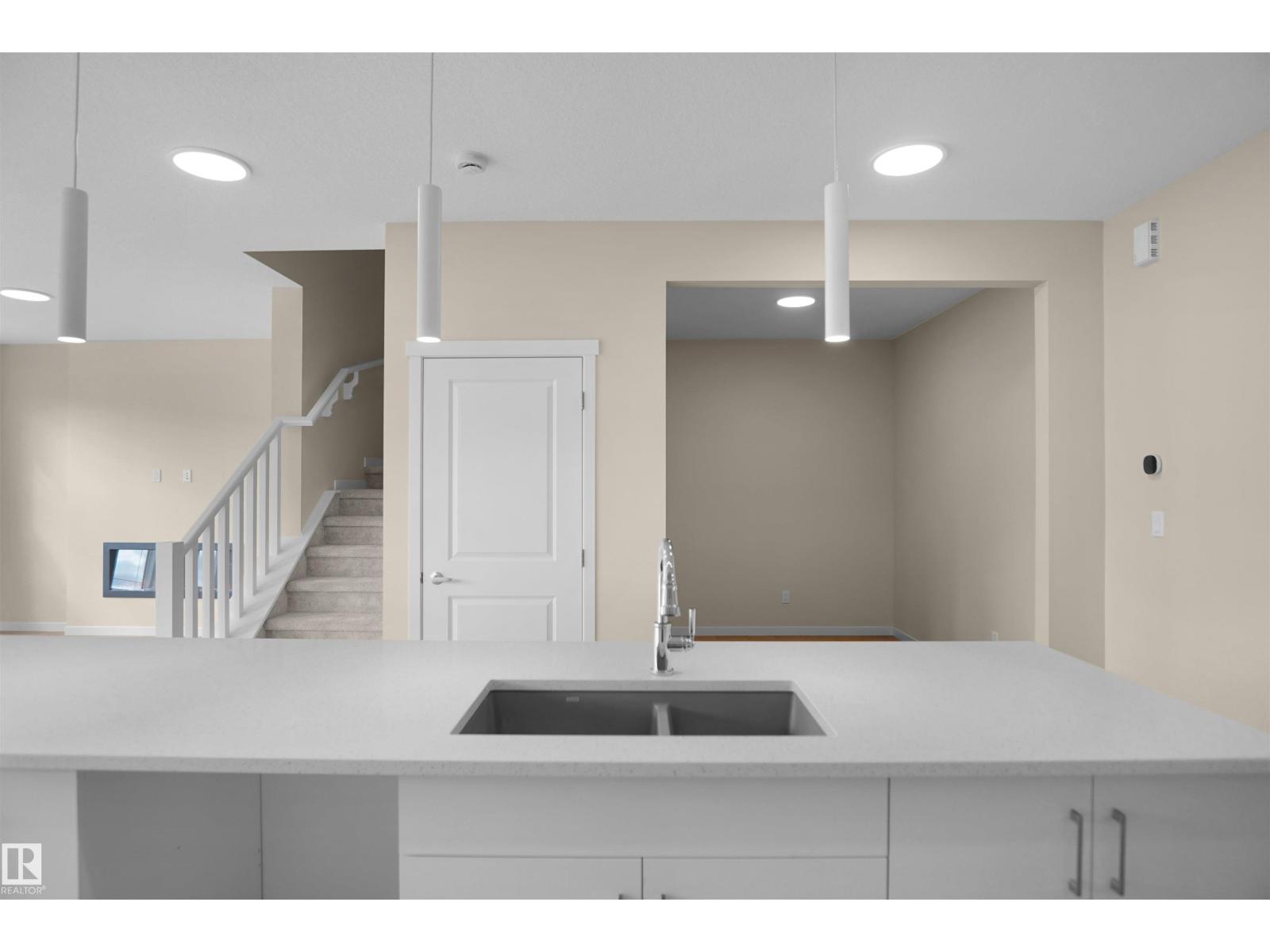 22915 95 AV NW - Image 19