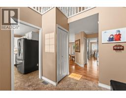 Primary Bedroom - 140 Nickel Road Unit# 4, Kelowna, BC V1X4E6 Photo 9