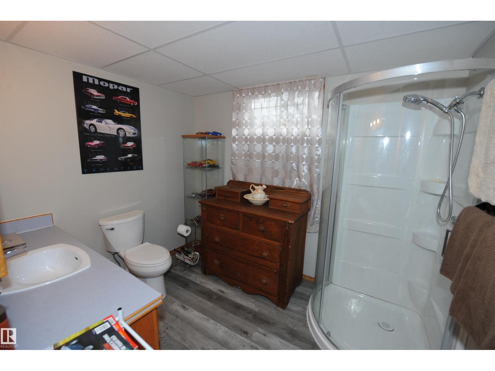 10219 155 AV NW - 27