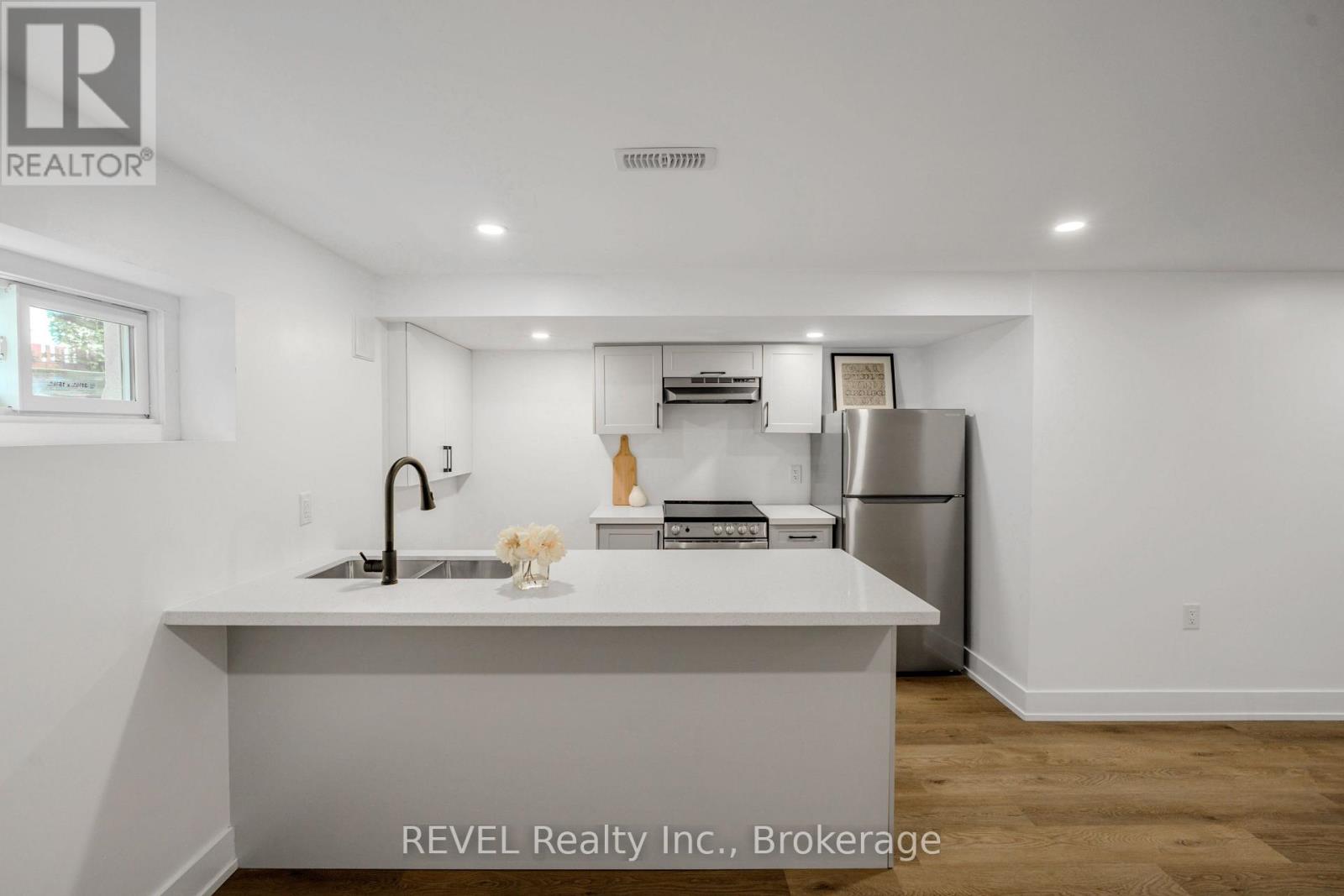 35 BURNESS DRIVE - 28