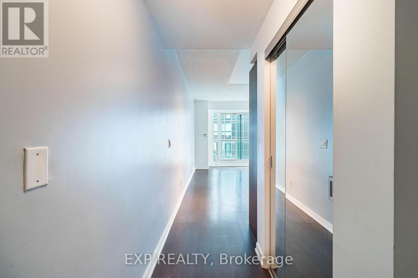 #1410 69 LYNN WILLIAMS STREET - 20