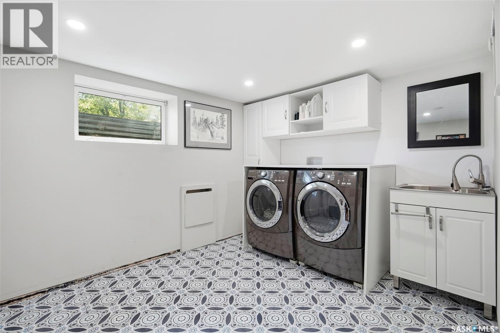 312 3rd STREET W - Image 25