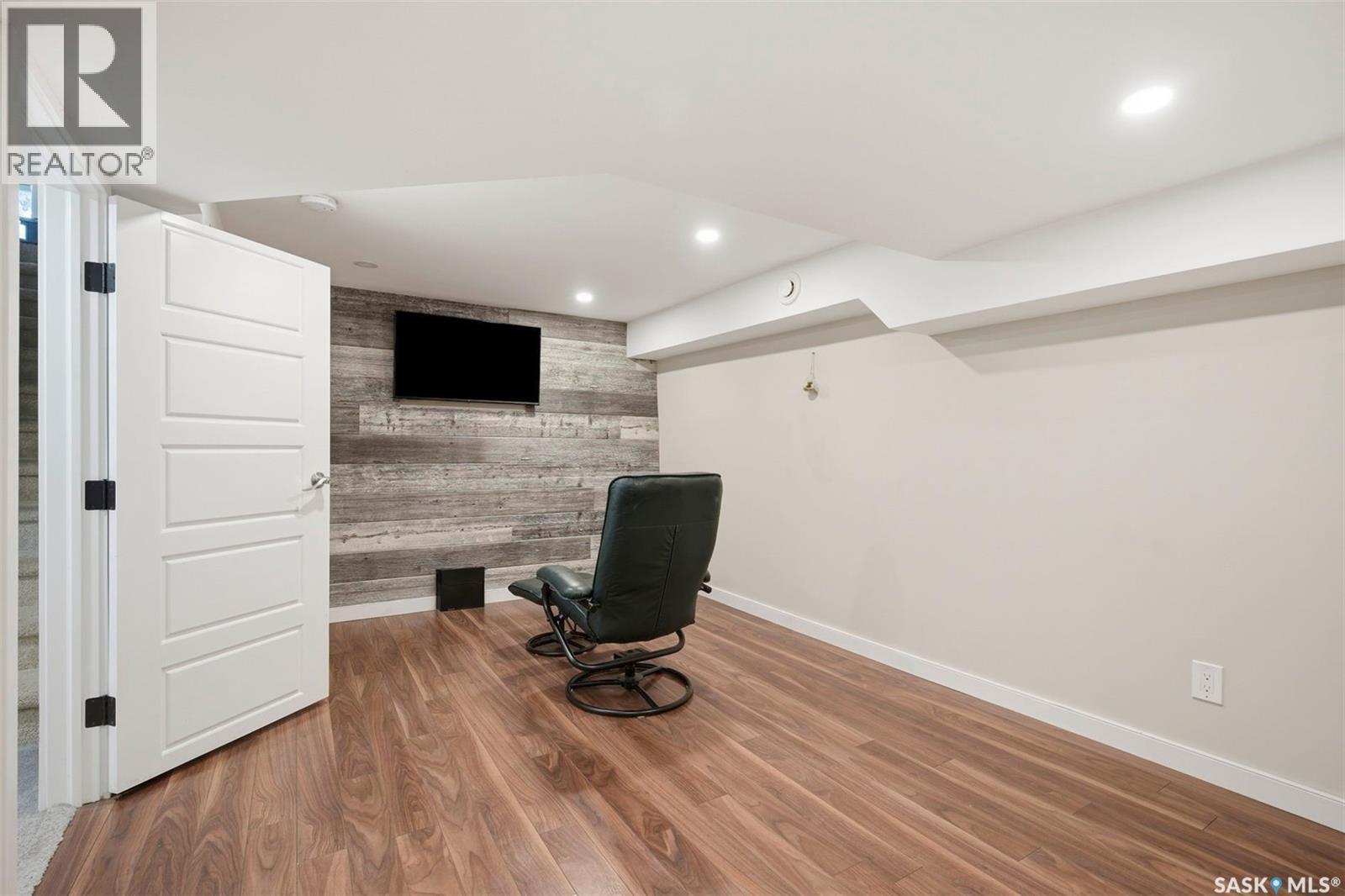 312 3rd STREET W - 30