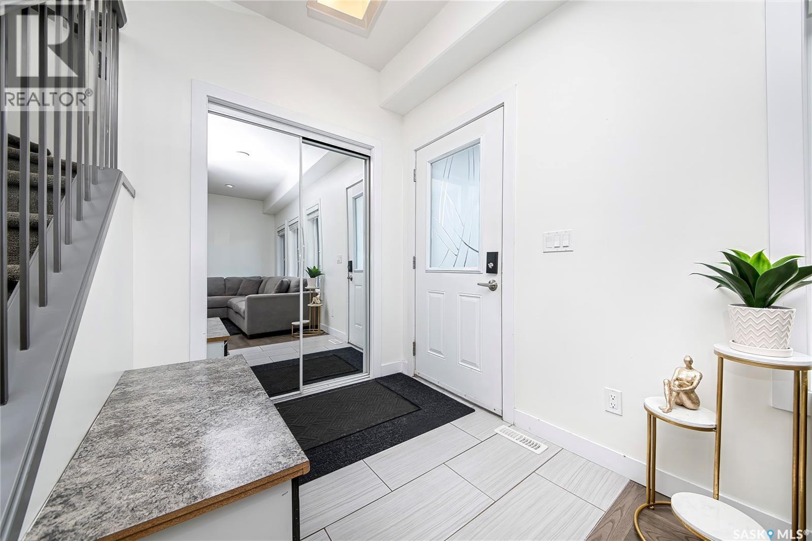 547 Evergreen BOULEVARD - Image 4