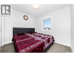 547 Evergreen Boulevard, Saskatoon, SK S7W0L4 Photo 28