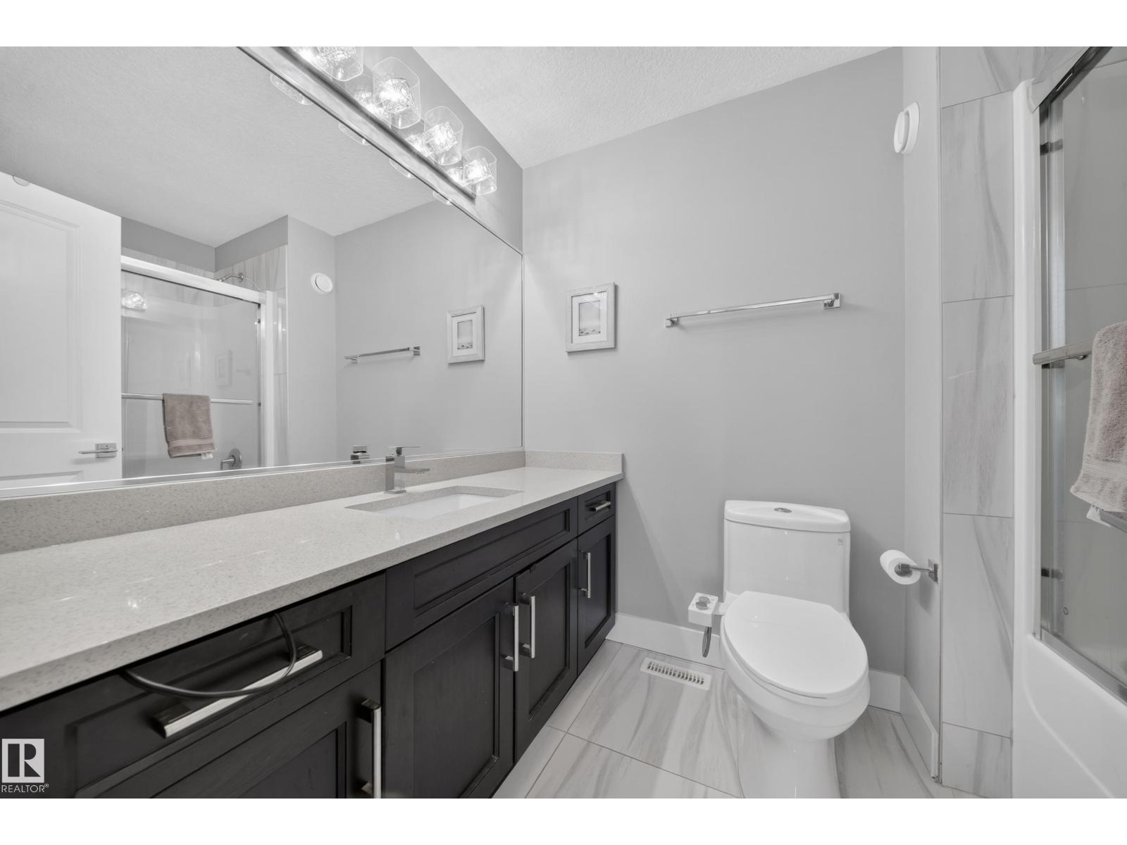 10510 153 ST NW - 44