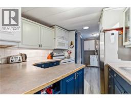 Kitchen - 4731 Mcvicker Rd, Metchosin, BC V9C4C7 Photo 13
