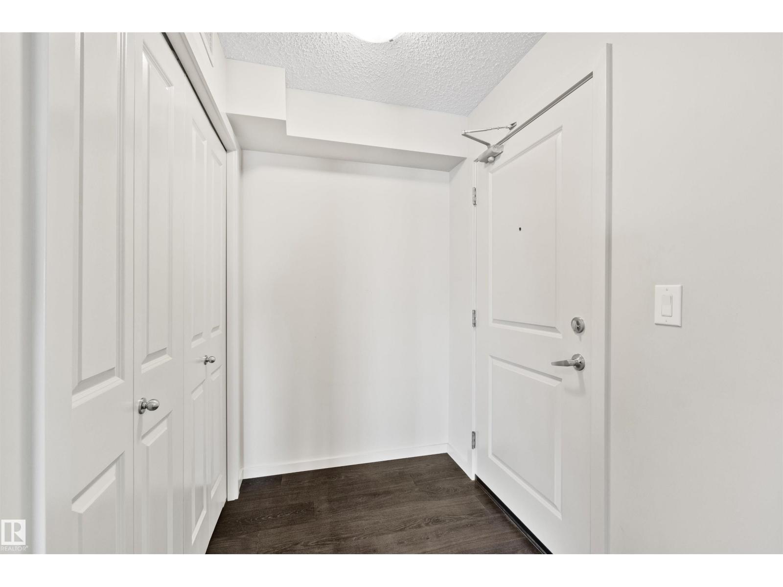 #318 5521 7 AV SW - 2
