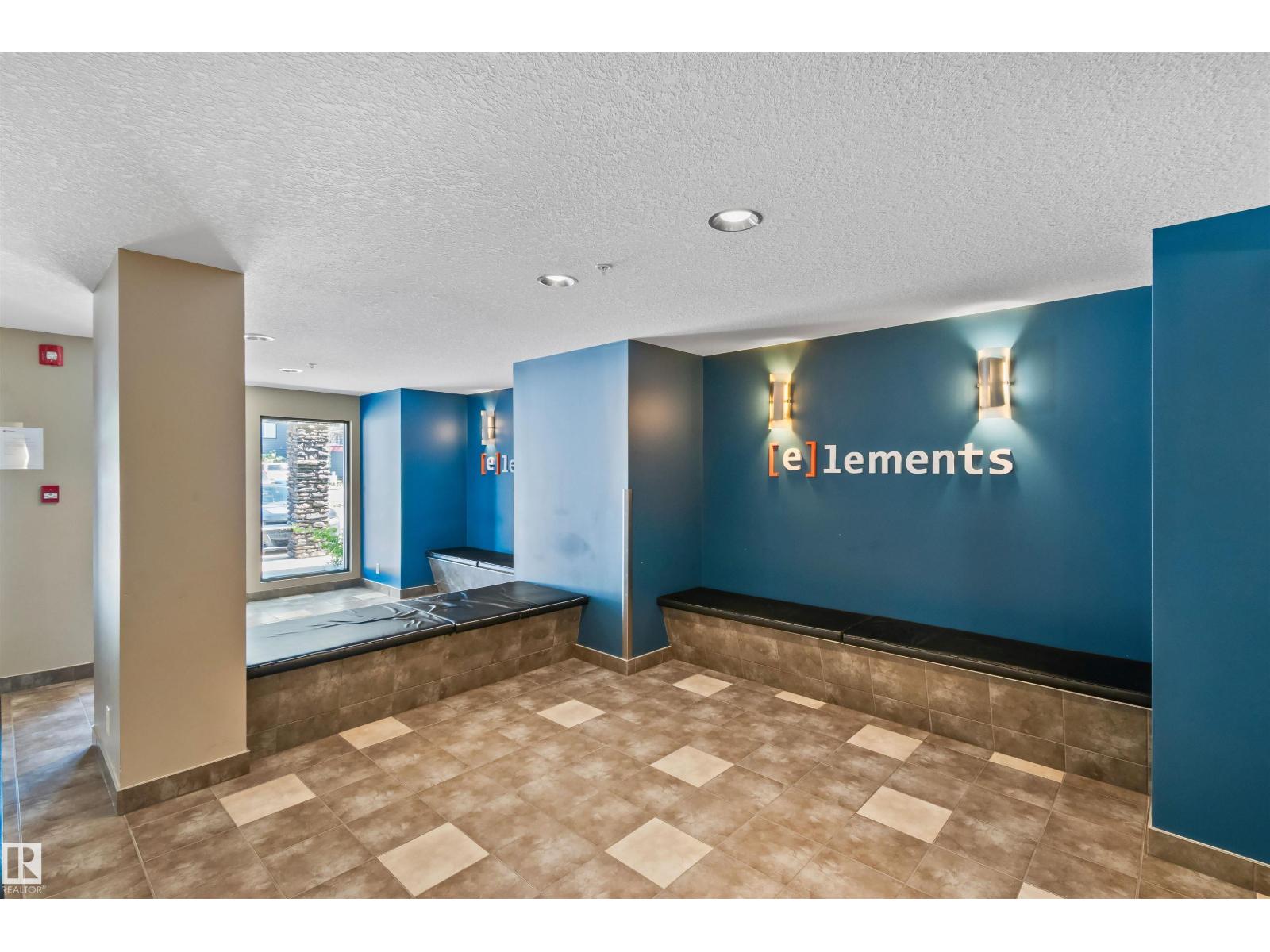#318 5521 7 AV SW - Image 30