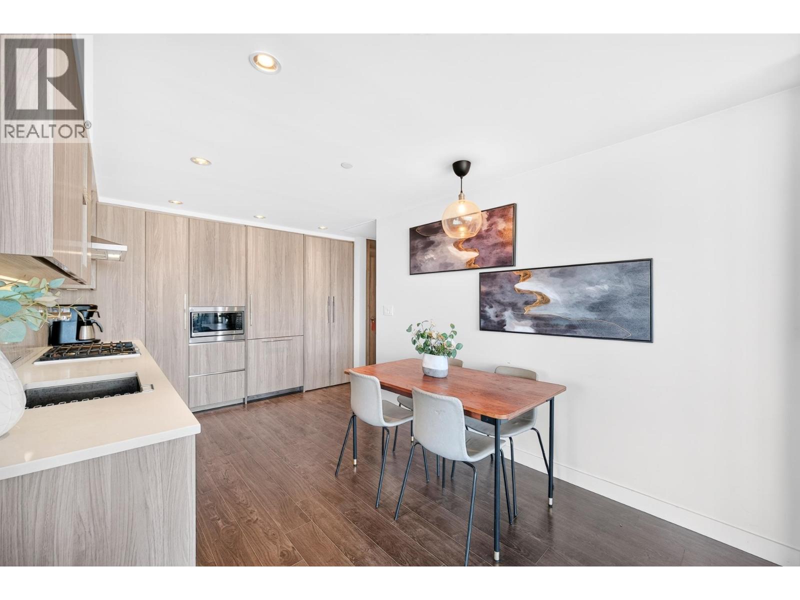 3008 4730 LOUGHEED HIGHWAY, Burnaby