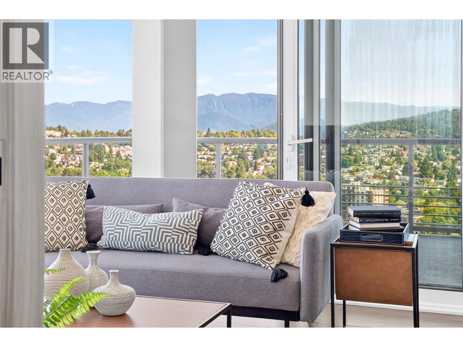 3008 4730 LOUGHEED HIGHWAY, Burnaby