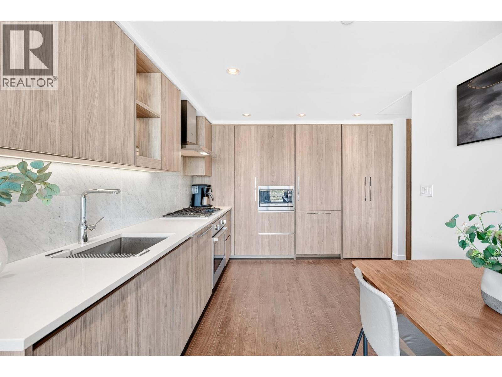 3008 4730 LOUGHEED HIGHWAY, Burnaby