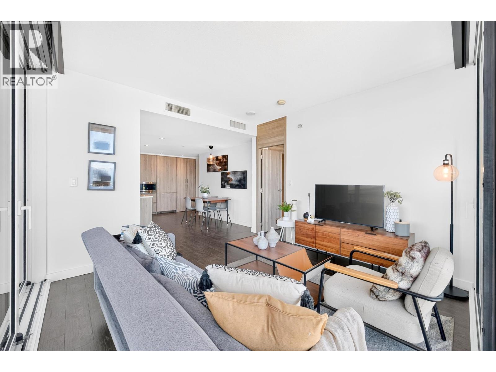 3008 4730 LOUGHEED HIGHWAY, Burnaby