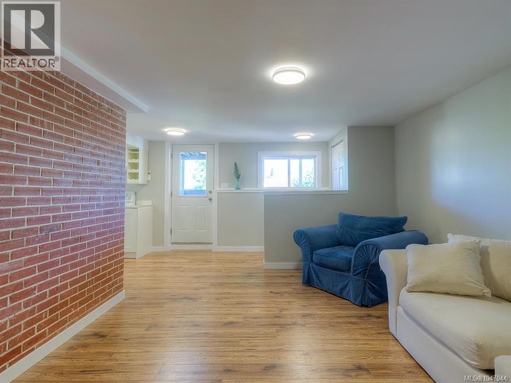 80 Kerr St - 31