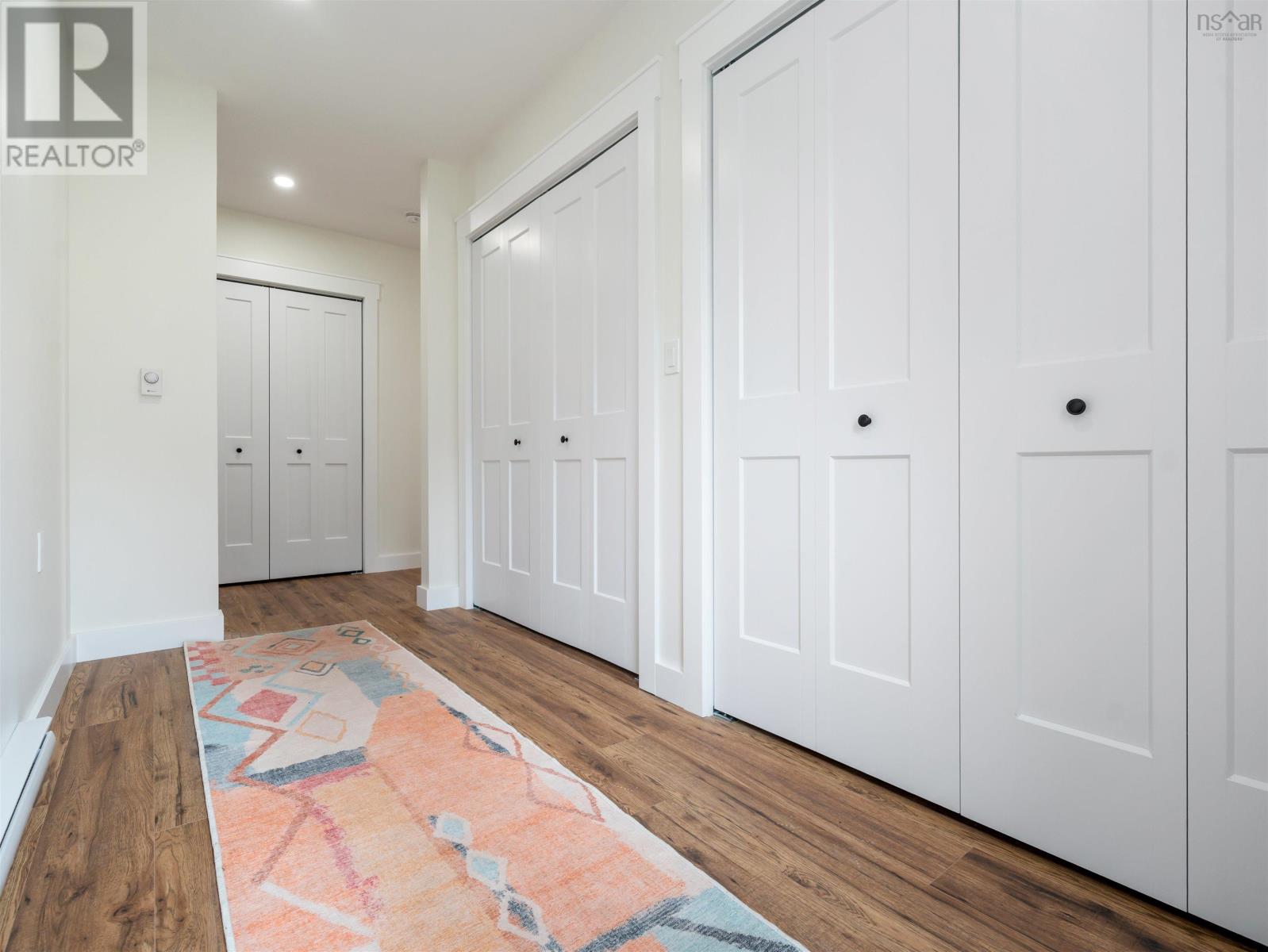 164 Oak Street - 23