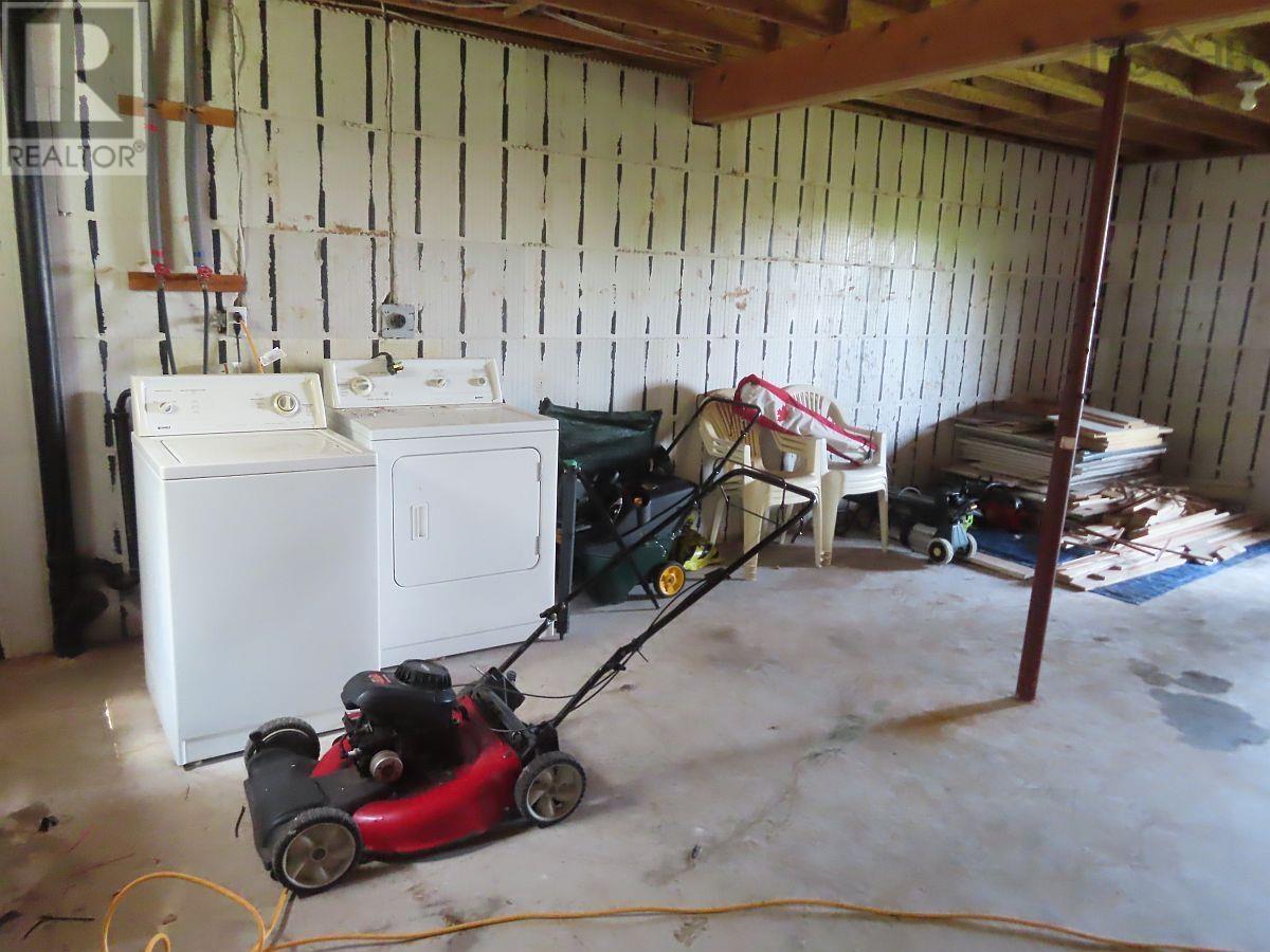 Property 24 of 43 of 5875 West Bay Road