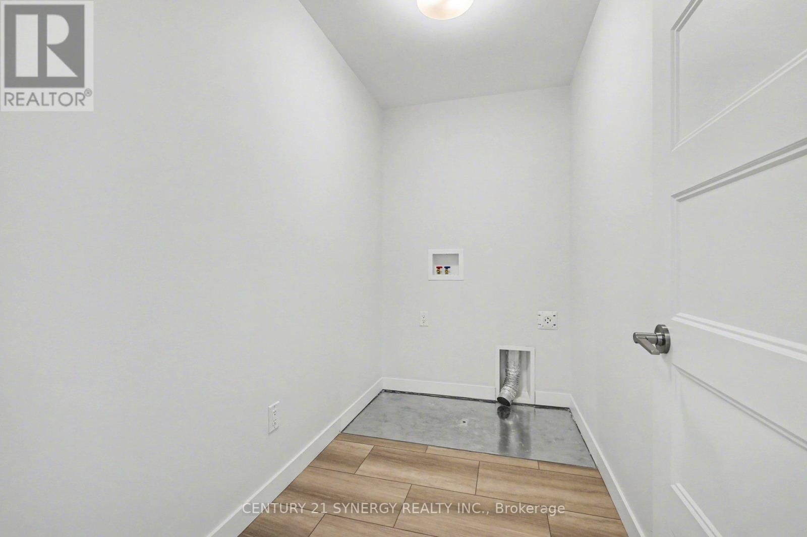 31 HELEN STREET - 24