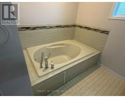 1004 Aldersbrook Road, London North, ON N6G4N5 Photo 34