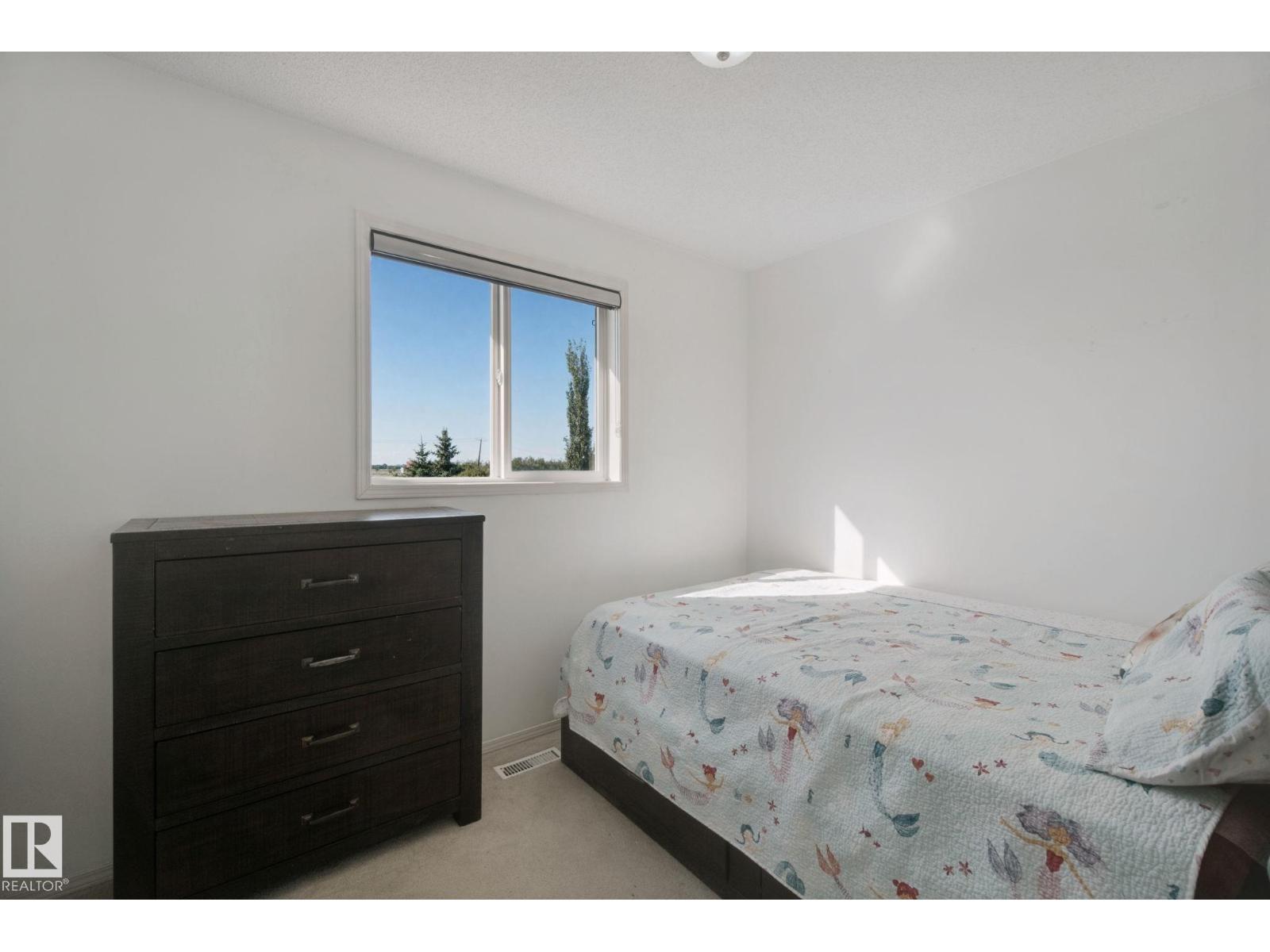 15730 141 ST NW - 22