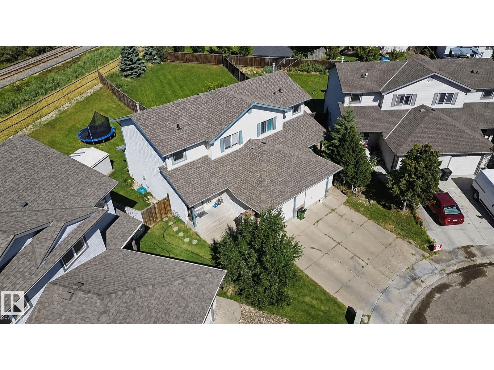 15730 141 ST NW - 47