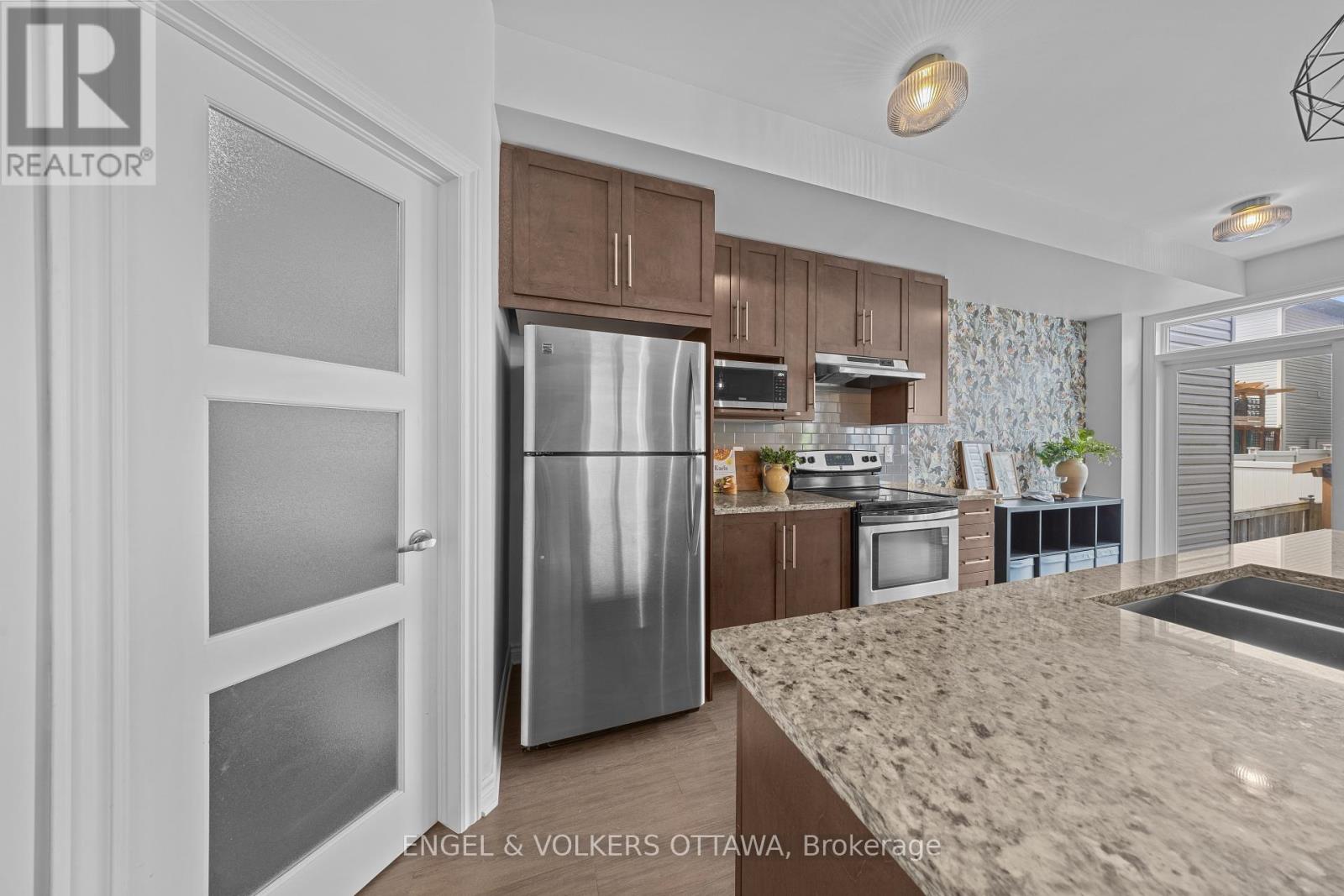 825 LOOSESTRIFE WAY - Image 10