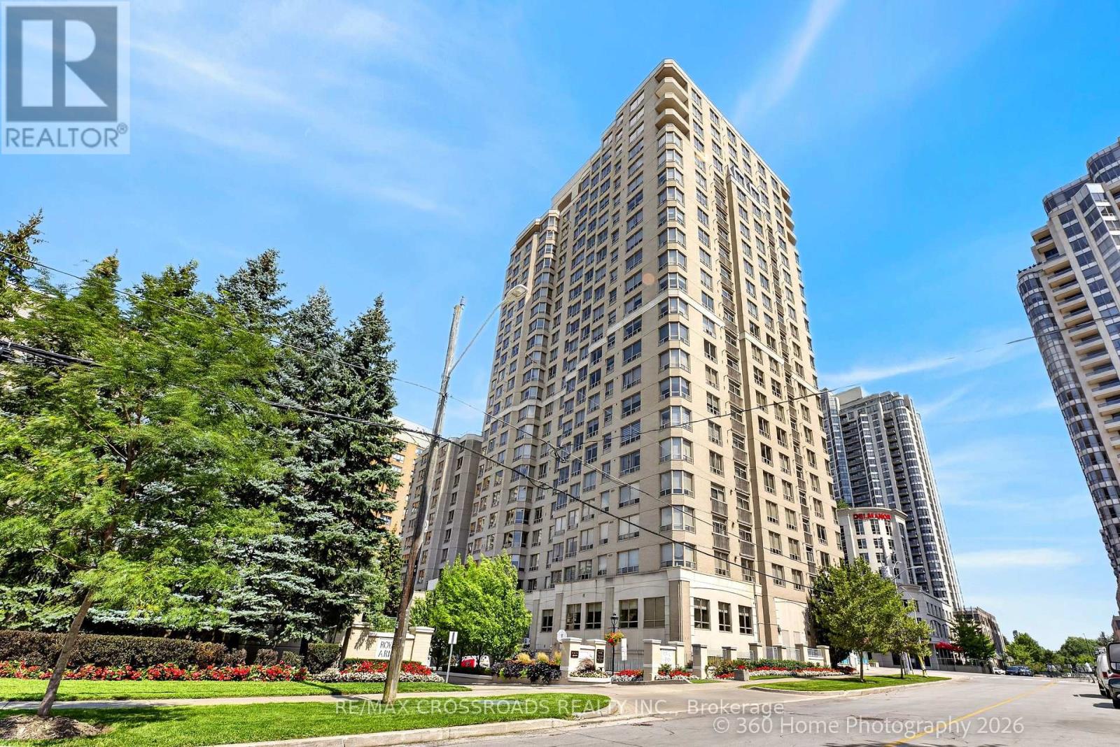 Photo of 5418 Yonge Street
