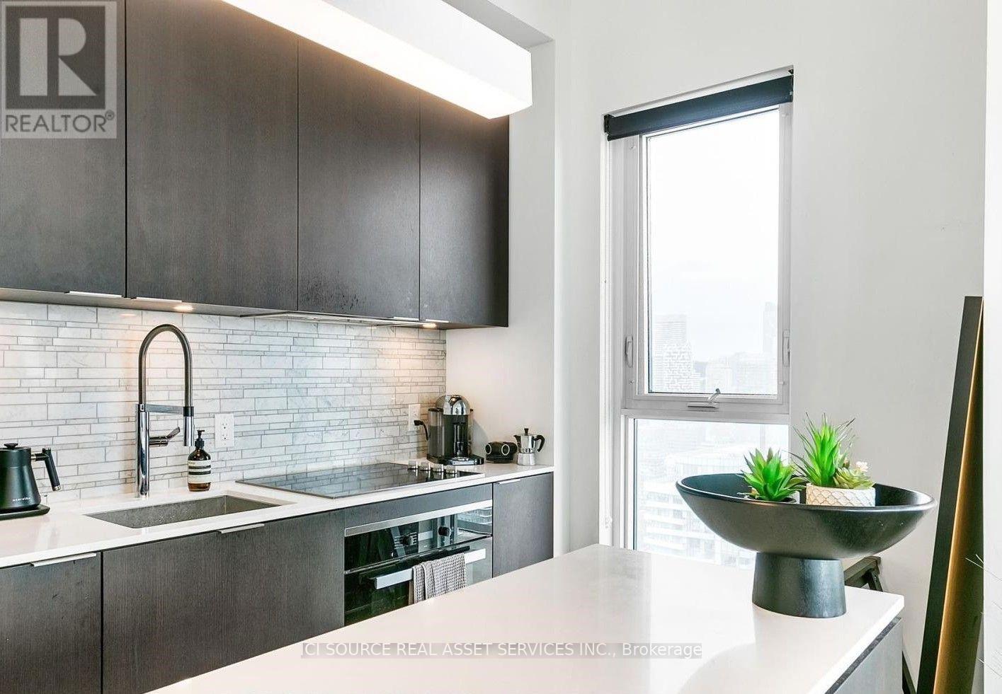 #4005 15 LOWER JARVIS STREET - Image 10