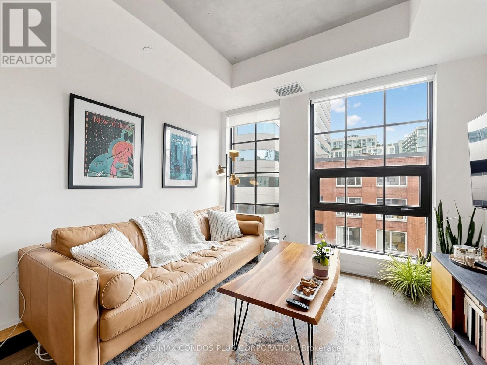 Photo of 608 Richmond Street
