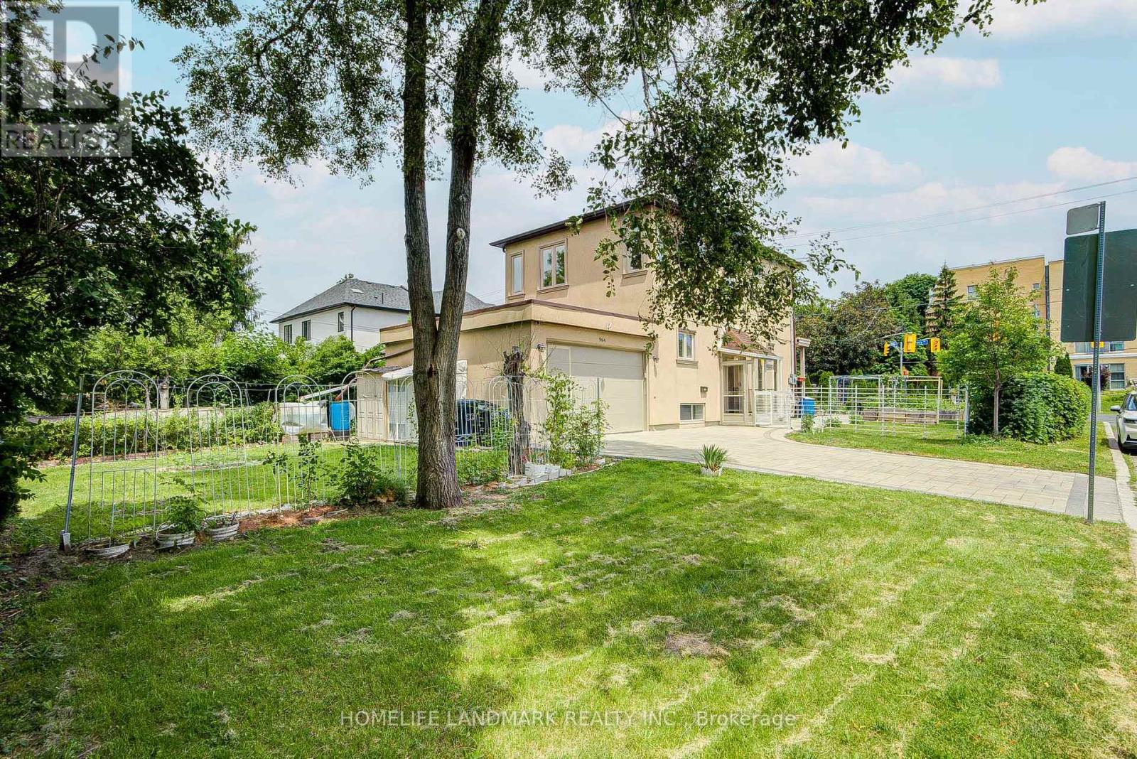 964 PHARMACY AVENUE - Image 32