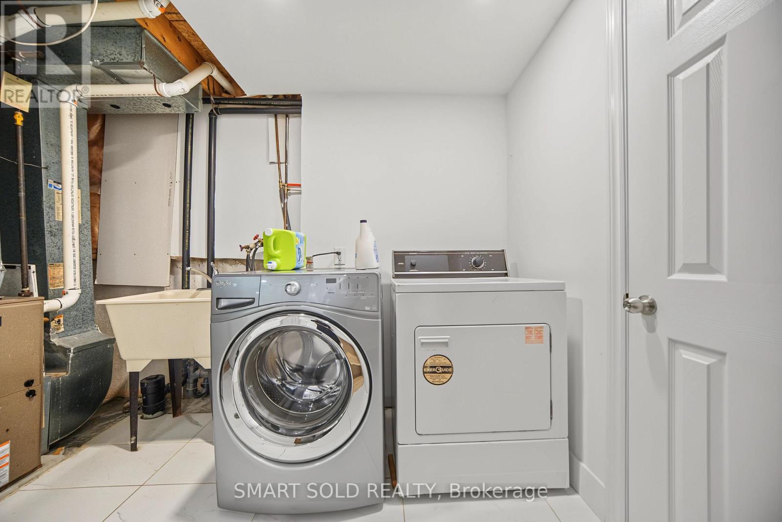 44 KENLEY CRESCENT - Image 30