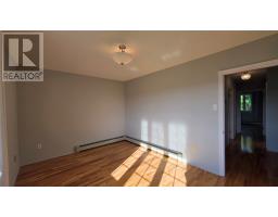 102 Rink Road thumbnail 32