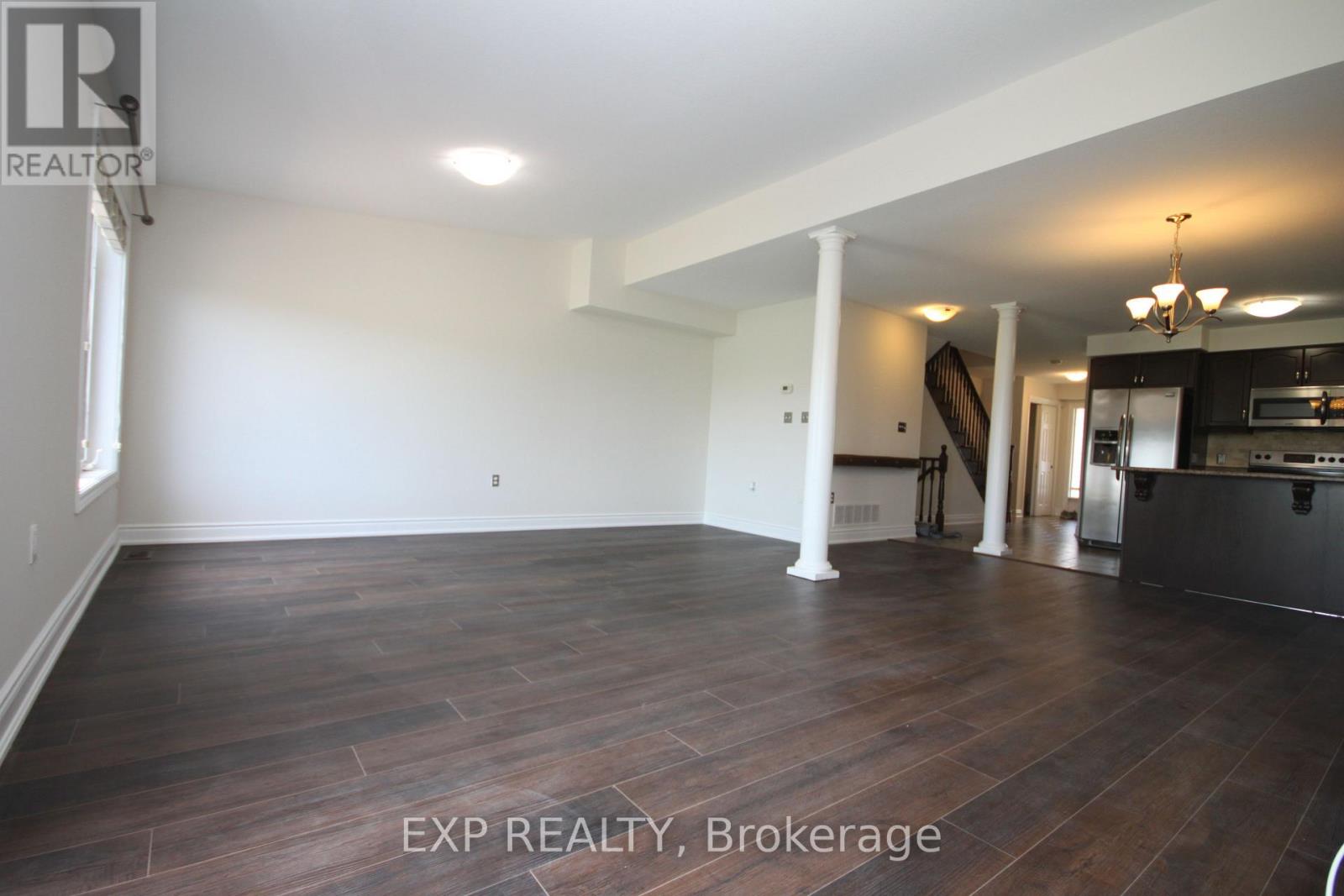 22 GERANIUM AVENUE N - Image 5