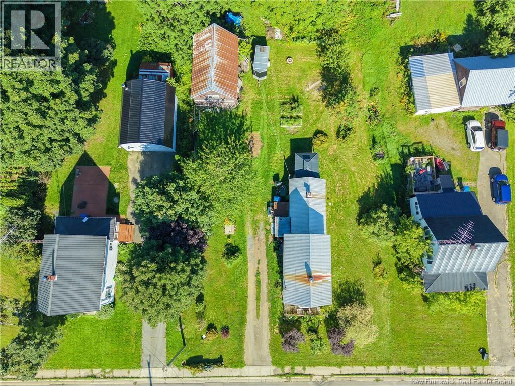 176 Main Street - 6