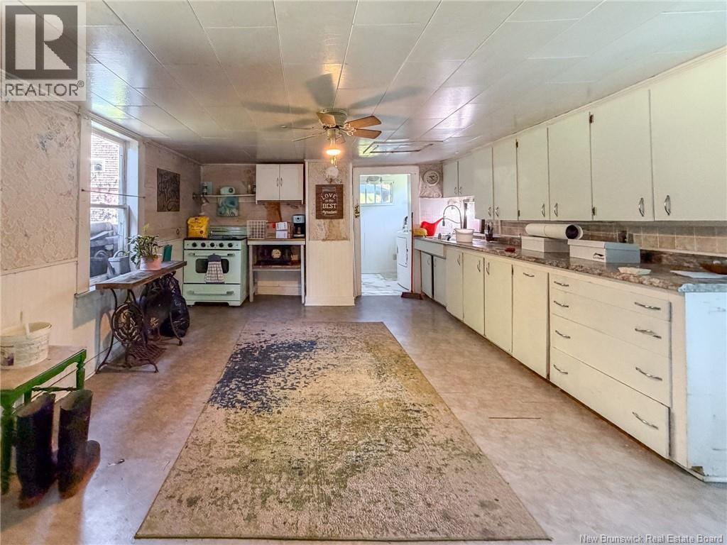 176 Main Street - 9