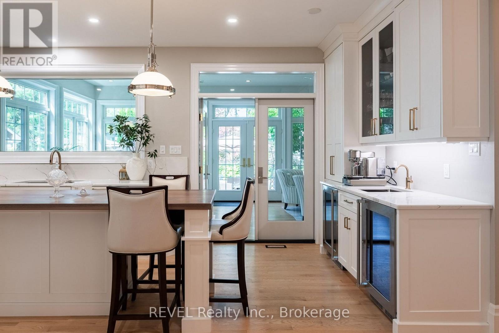 34 LORIMER STREET - 17