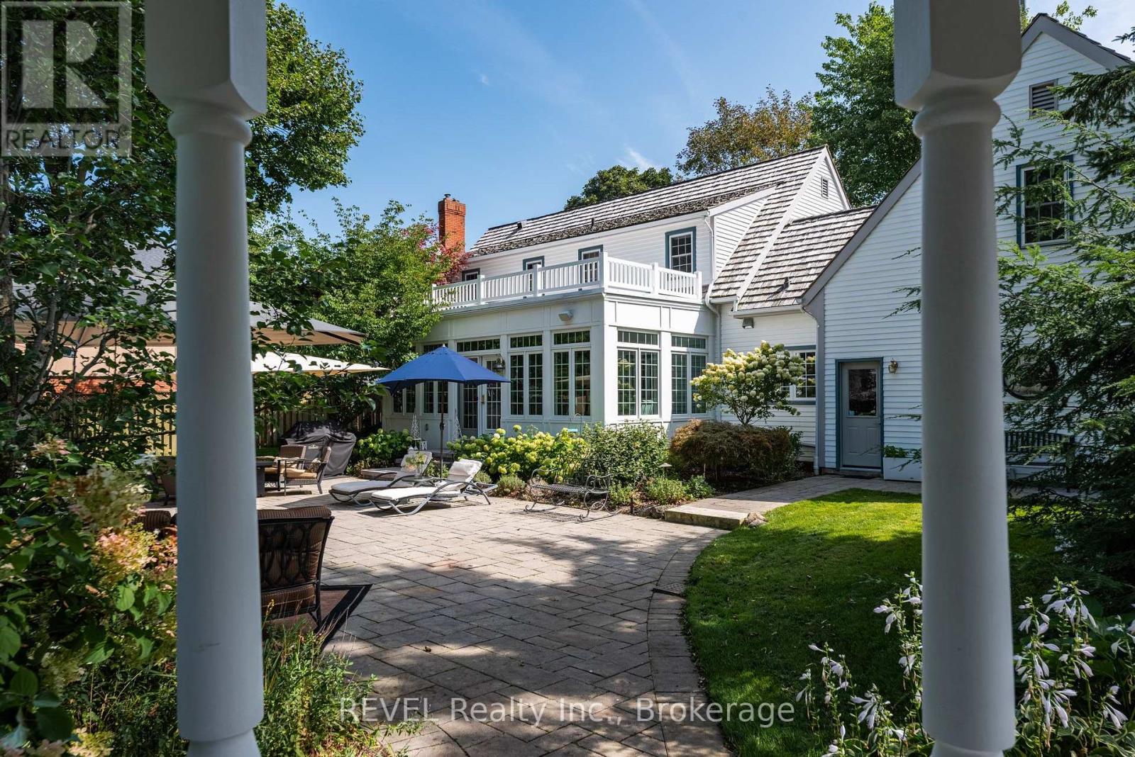 34 LORIMER STREET - 45
